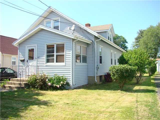 42 Saint James St, West Hartford, CT 06119 - photo 1