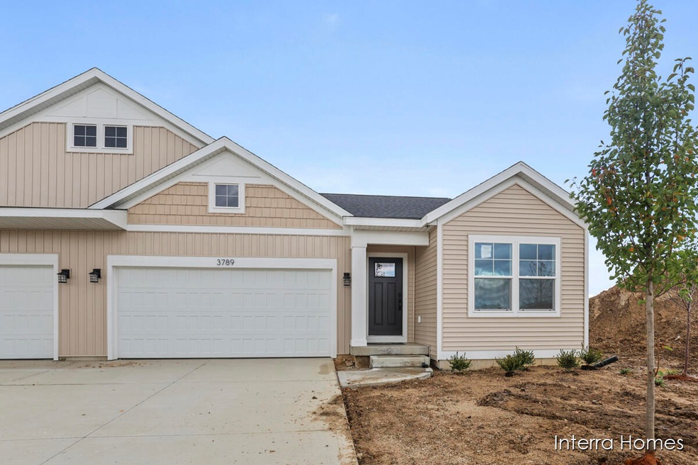 3789 Highbury Dr unit 5, Grandville, MI 49418 - photo 1