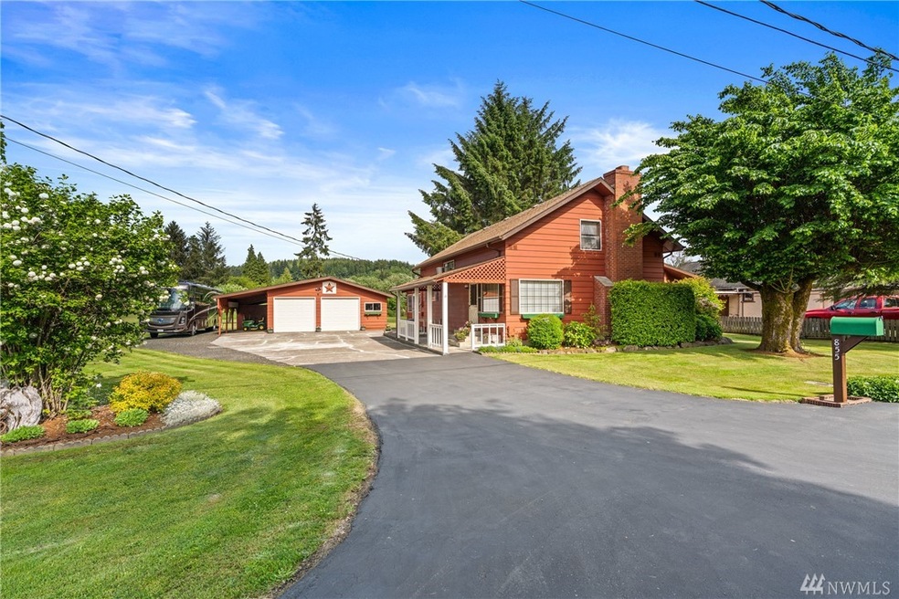 855 Willapa First St, Raymond, WA 98577 - photo 1