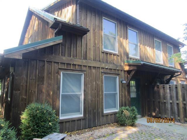 281 Hudson St unit 2, Cornwall On Hudson, NY 12520 - photo 1