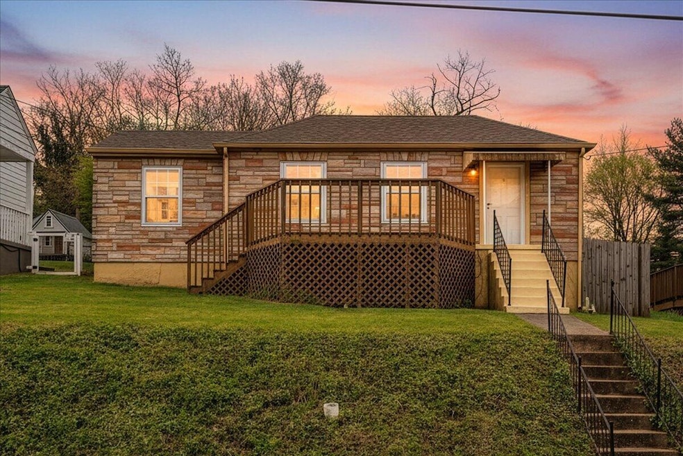 2514 Denniston Ave SW, Roanoke, VA 24015 - photo 1