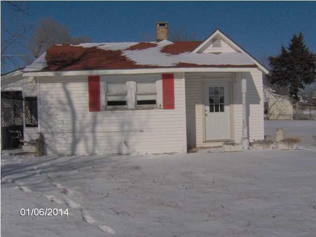 216 E Third, Moline, KS 67349