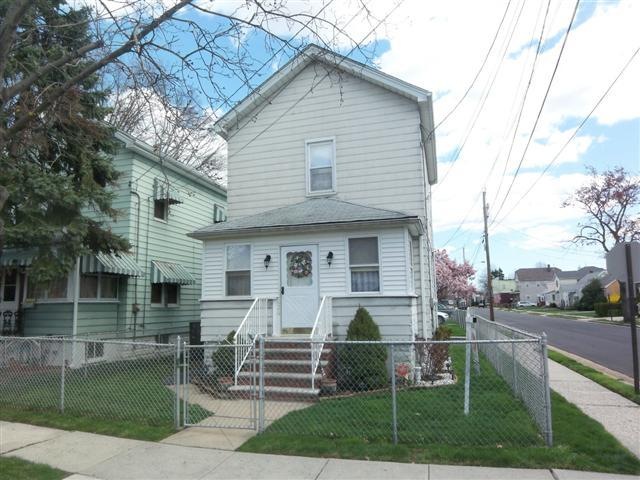 626 E Elm St, Linden, NJ 07036 - photo 1