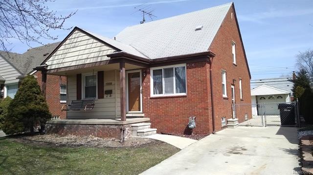 FOUR BEDROOMS AND TWO FULL BATHS IN THE MEL/NAP SC