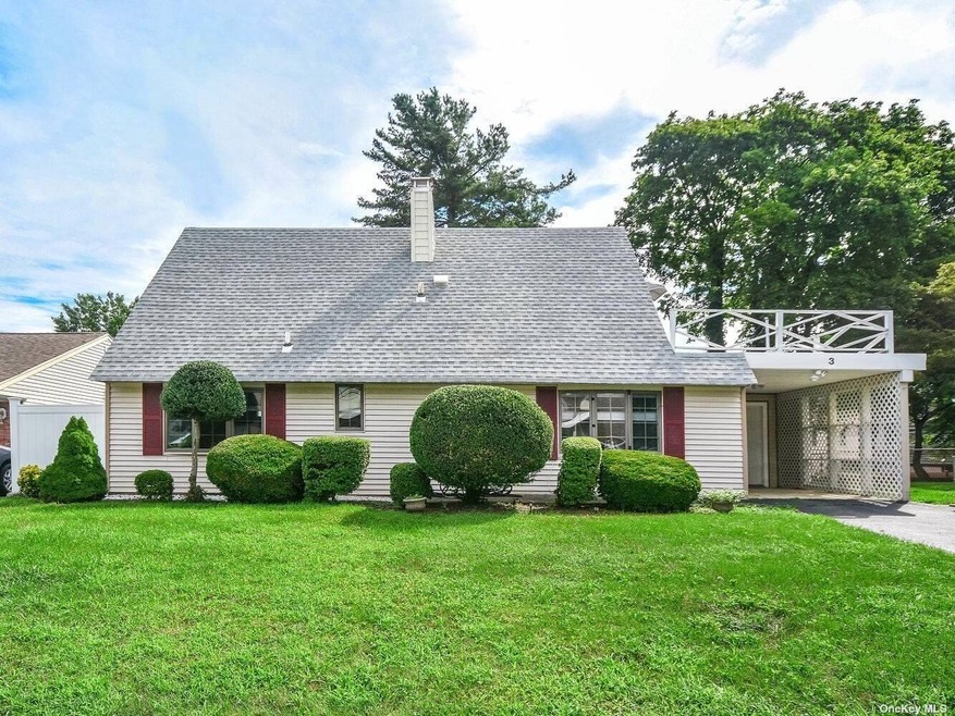 3 Robert Rd, Glen Cove, NY 11542 - photo 1