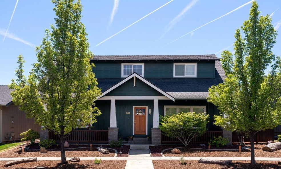 20621 Jayhawk Ln, Bend, OR 97702 - photo 1