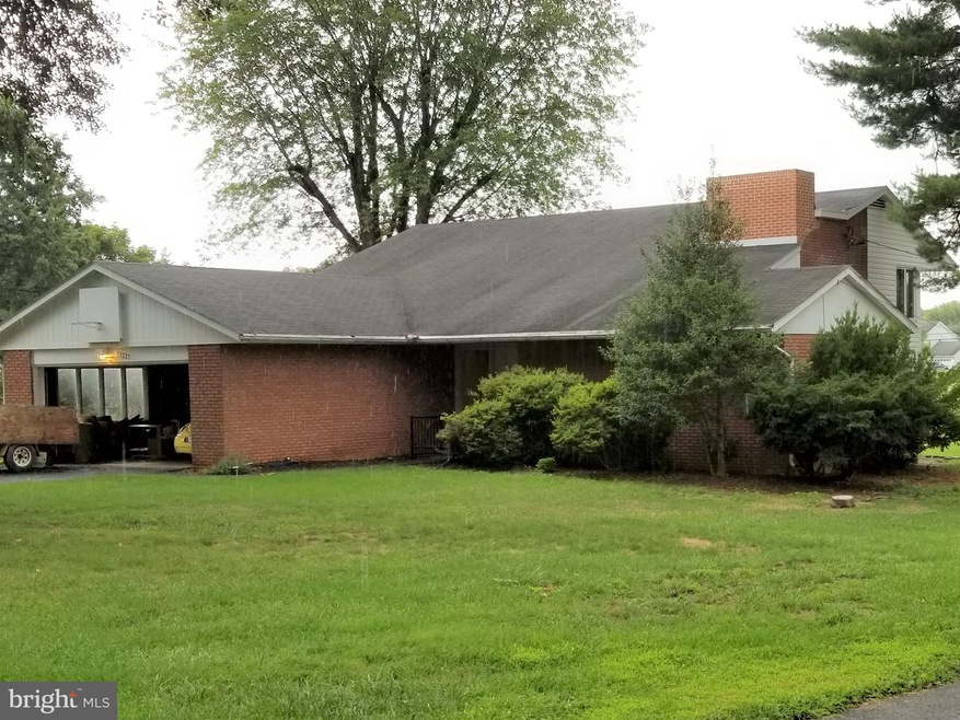13225 Glendale Dr, Hagerstown, MD 21742 - photo 1