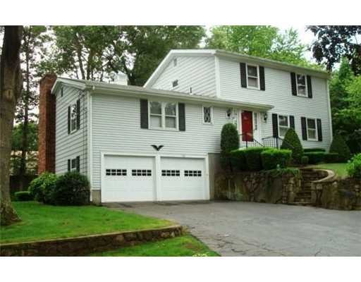 26 Wampum Dr, Warwick, RI 02886 - photo 1