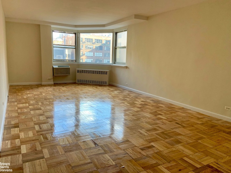 201 E 19th St unit 6B, New York, NY 10003 - photo 1