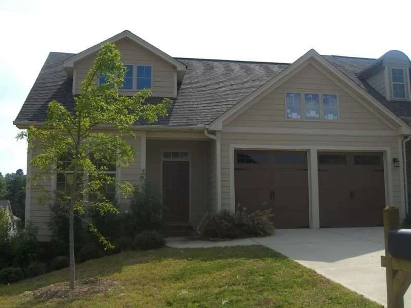 Exterior Front. Beautiful End Unit Fee Simple Town