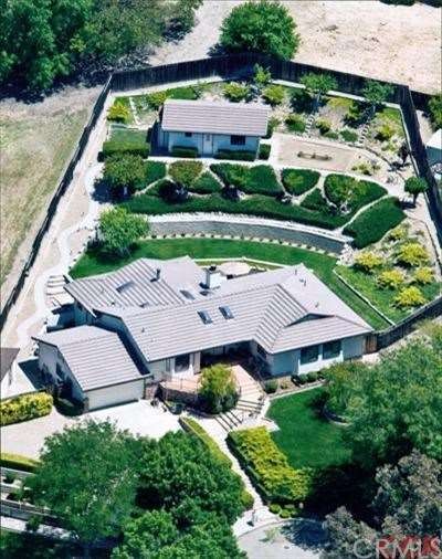 711 Knight Ct, Paso Robles, CA 93446 - photo 1