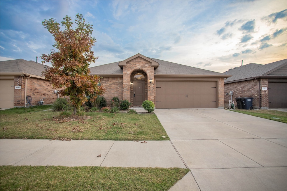 6357 Porthole Ln, Fort Worth, TX 76179 - photo 1