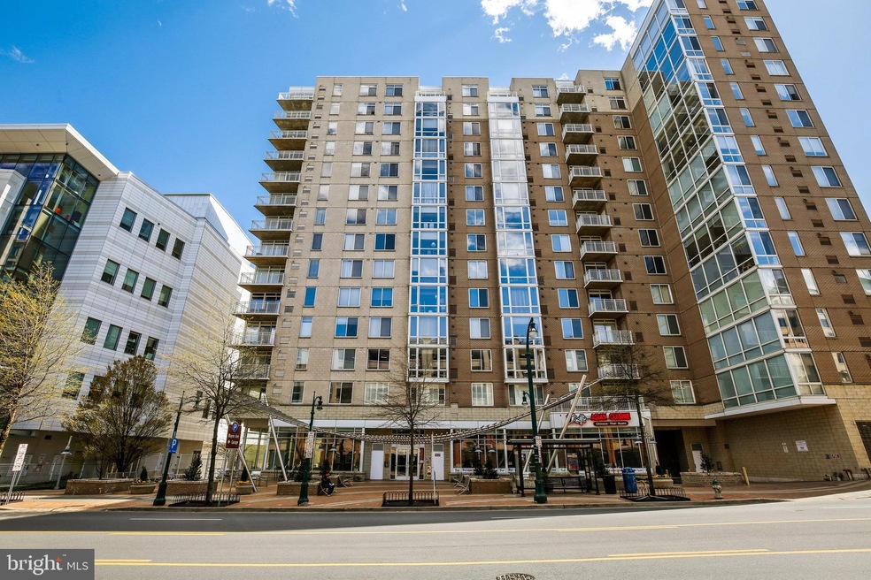 The Crescent unit 310, Silver Spring, MD 20910 - photo 1