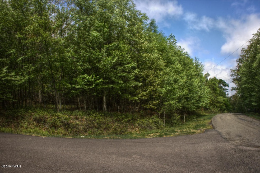 0 Barberry Lane & Apple Dr unit PWB192057, Milford, PA 18337 - photo 1
