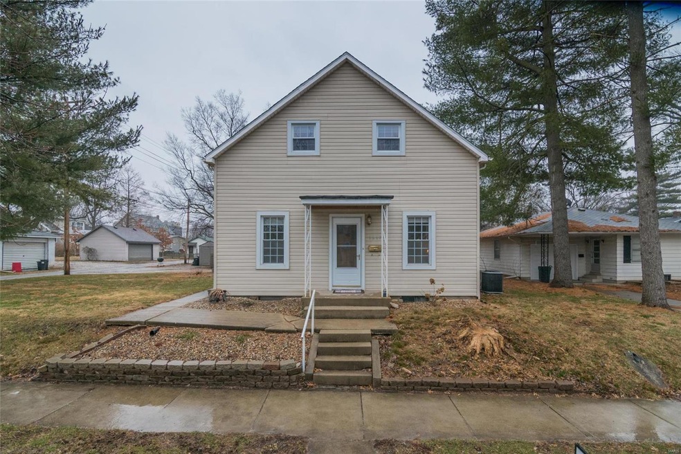 Welcome Home!  Make 1217 Walnut St. Highland IL yo