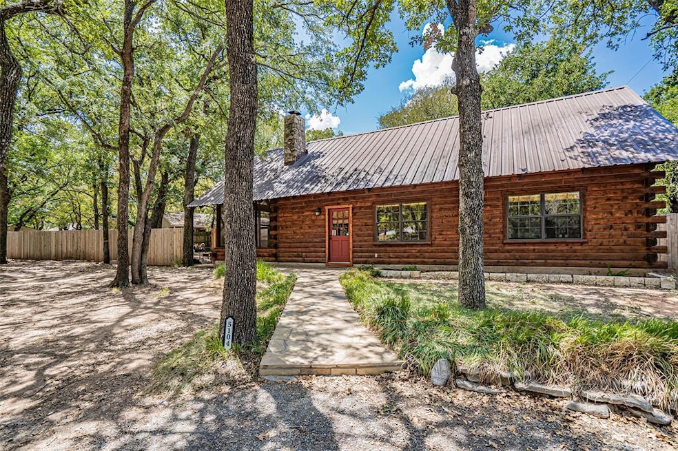 5104 Thunderbird Trail, Granbury, TX 76049 - photo 1