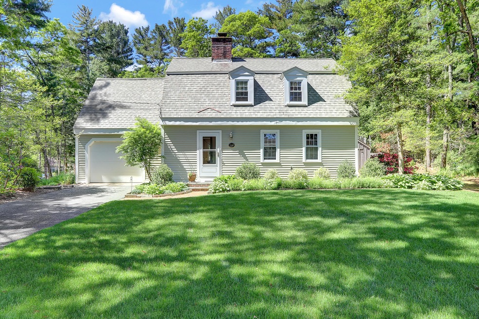 569 Lumbert Mill Rd, Centerville, MA 02632 - photo 1