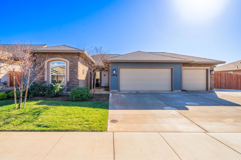 2868 Ukonom Dr, Redding, CA 96002 - photo 1