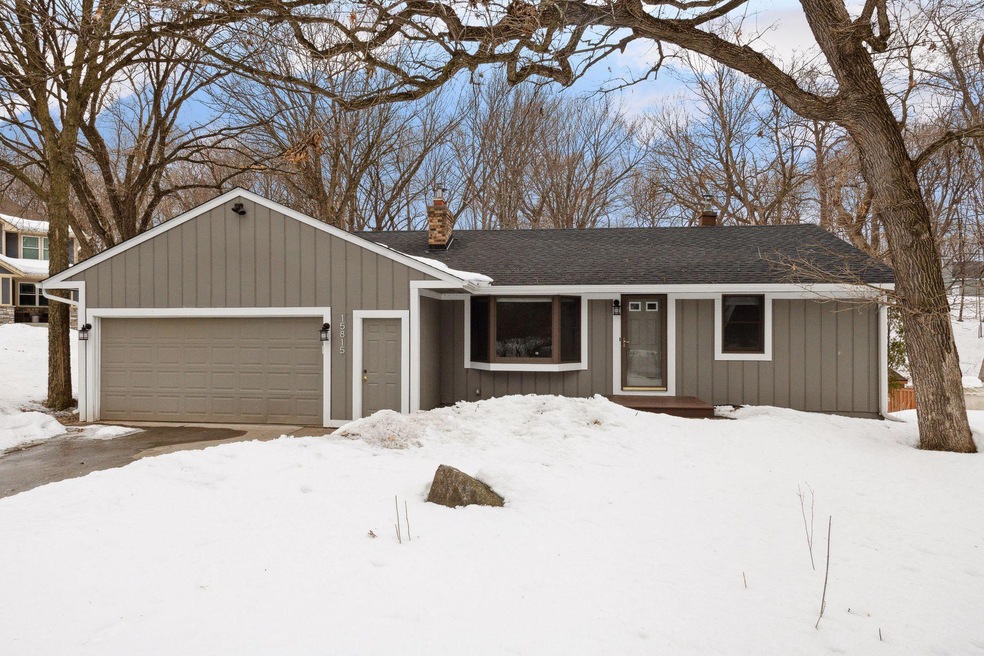 15815 Sunset Rd, Minnetonka, MN 55345 - photo 1