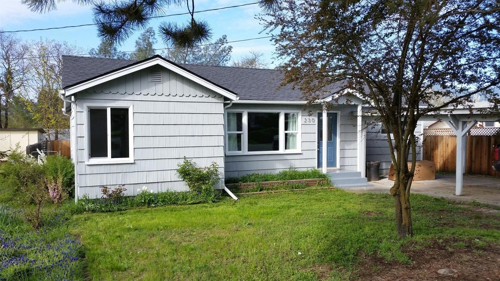 230 Marion Ln, Grants Pass, OR 97527 - photo 1