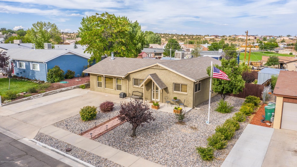 4300 Holiday Dr, Farmington, NM 87402 - photo 1