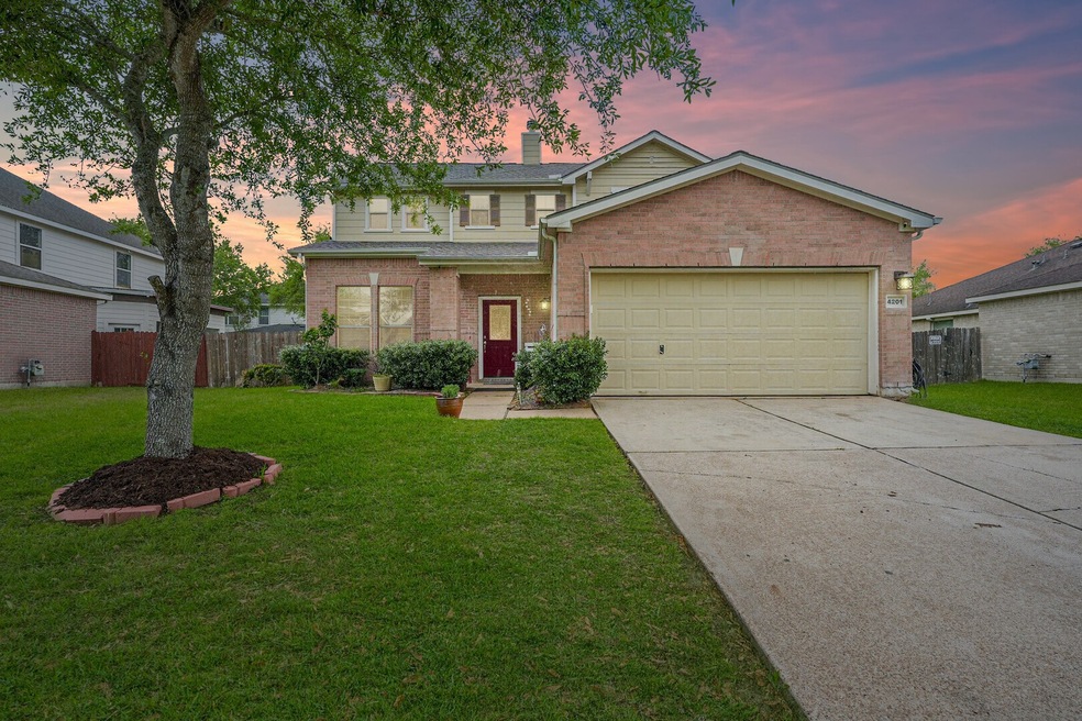 4201 Leisure Ln, Pearland, TX 77584 - photo 1