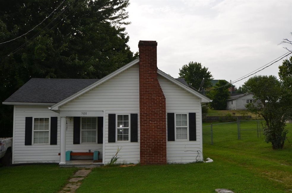 508 N Greenville St, Harrodsburg, KY 40330 - photo 1