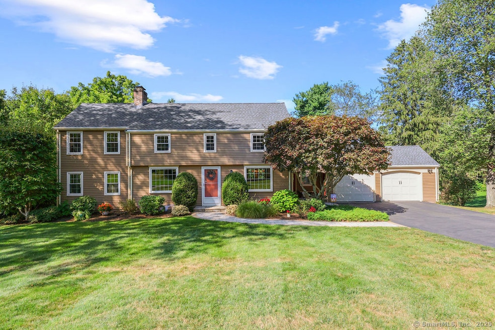 168 Boulder Cir, Glastonbury, CT 06033 - photo 1