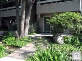 Welcome Home!  Enjoy a resort-like lifestyle in Ir