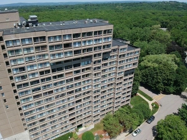 250 Hammond Pond Pkwy unit 1104N, Chestnut Hill, MA 02467 - photo 1