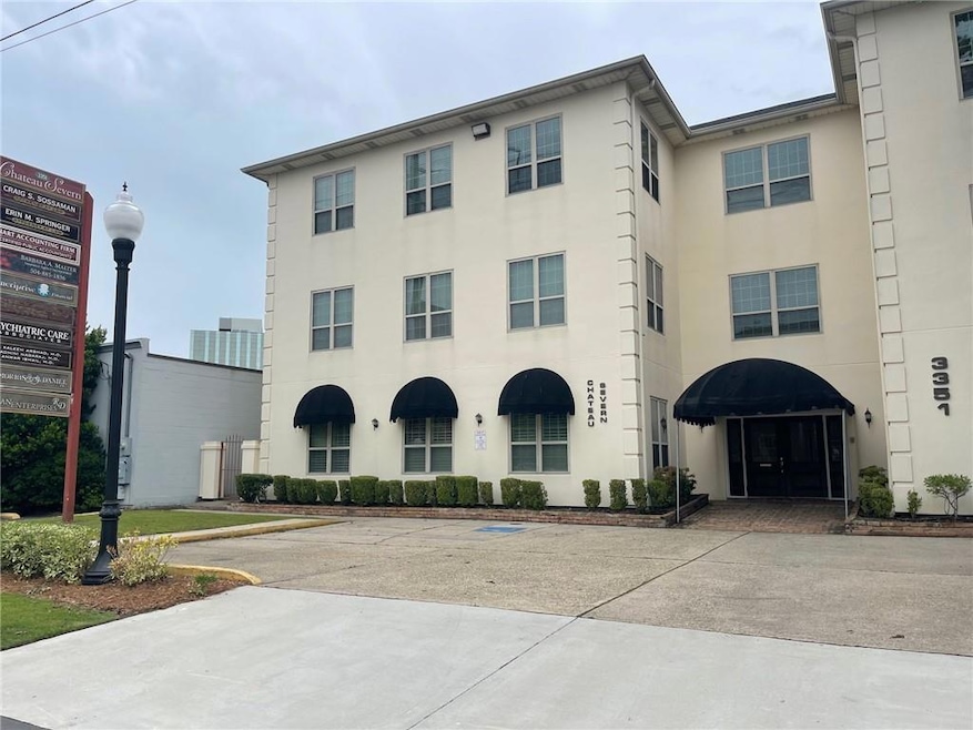 For Sale $200,000 • Co-Listing Agent
