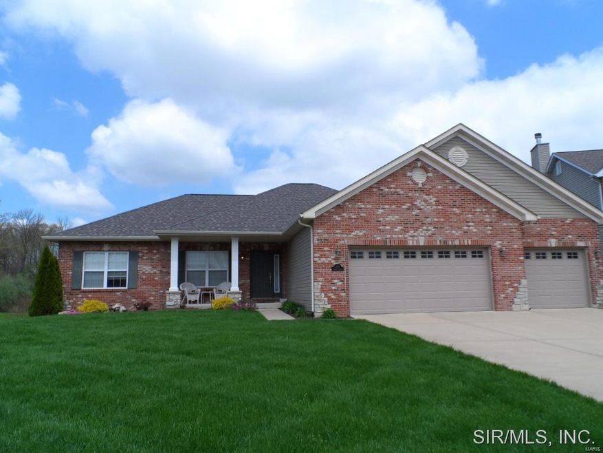 608 Thoreau Dr, O Fallon, IL 62269 - photo 1