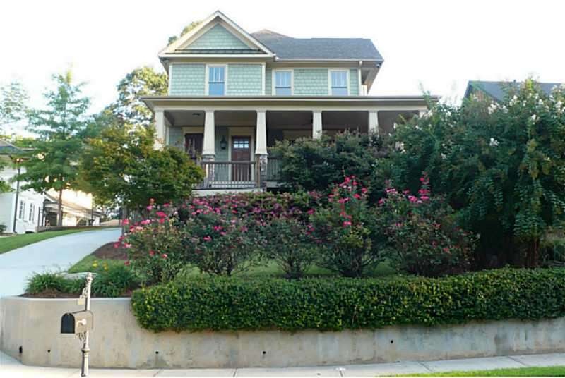Exterior Front. Grang hilltop setting.