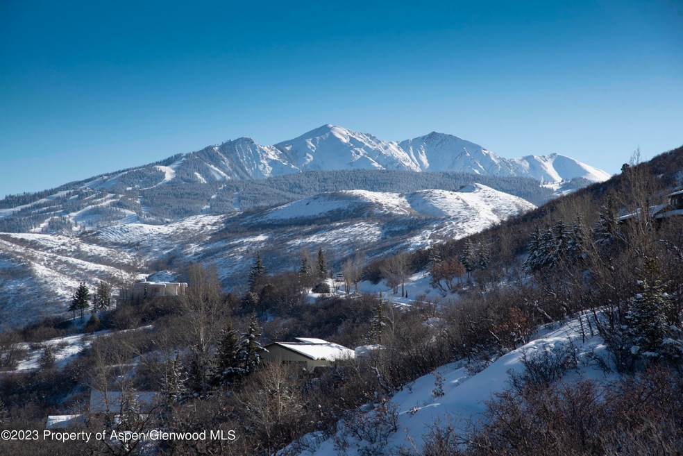 Sold $1,365,000 • Co-Listing Agent