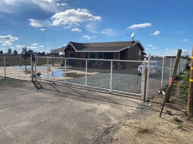 11393 128 Rd, Pixley, CA 93256 - photo 1