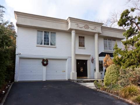 3130 Wynsum Ave, Merrick, NY 11566 - photo 1