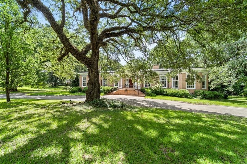 2503 S Delwood Dr, Mobile, AL 36606 - photo 1