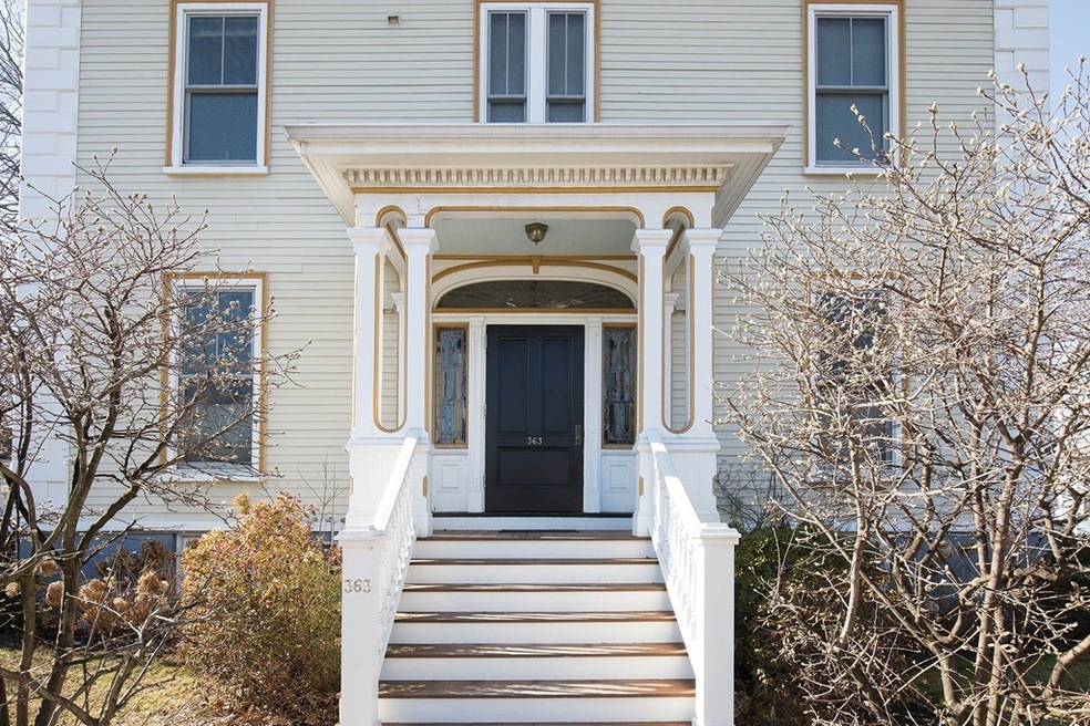 363 S Huntington Ave unit 2, Jamaica Plain, MA 02130 - photo 1