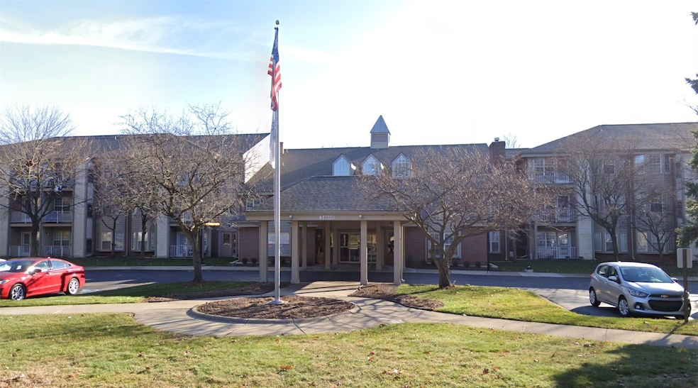 34601 Elmwood St, Westland, MI 48185 - photo 1