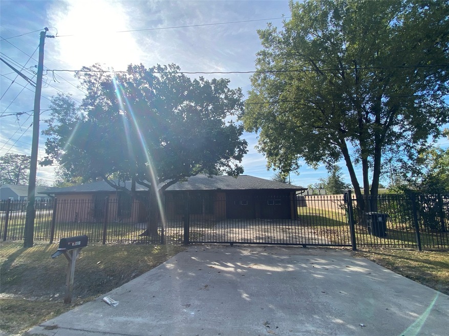 6901 Eugene St, Houston, TX 77093 - photo 1