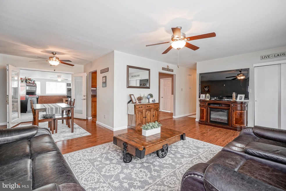 107 Walnut Ave, Lindenwold, NJ 08021 - photo 1