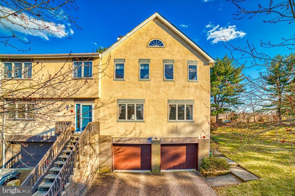 18 Exeter Ct, Princeton, NJ 08540 - photo 1