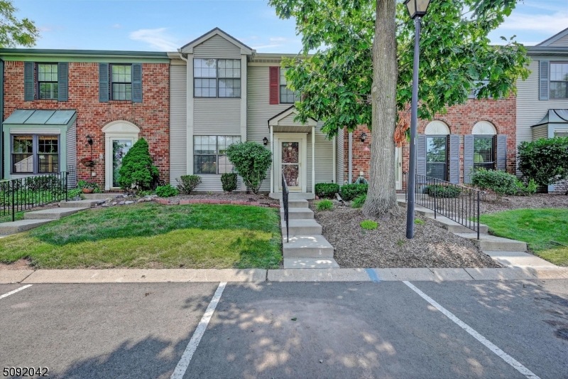 51 Daniel Dr unit 10B, Franklin Park, NJ 08823 - photo 1