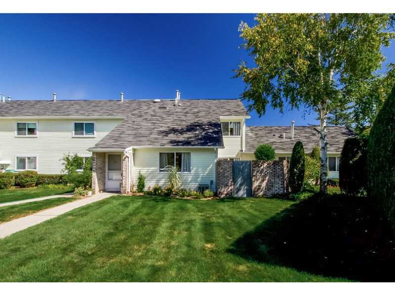 986 Brighton Way, Warwick, RI 02886 - photo 1