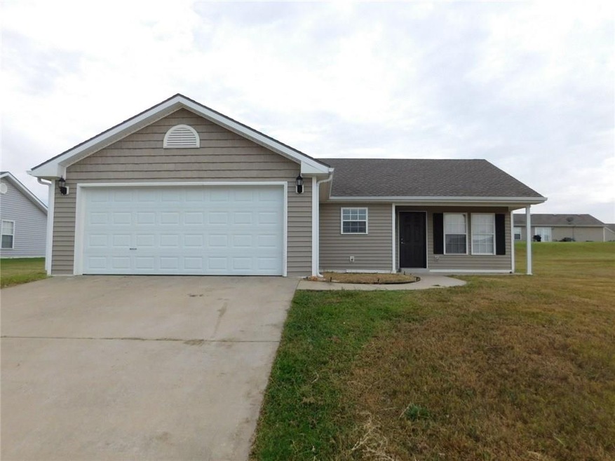 1281 Colonel Hawthorne Dr, Prairie Grove, AR 72753 - photo 1