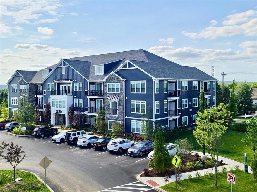 2295 Lafayette Park Dr unit C4, Easton, PA 18040 - photo 1