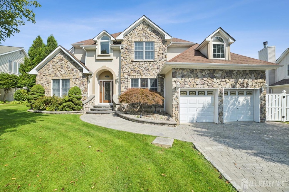 62 Morris Ct, South Amboy, NJ 08879 - photo 1