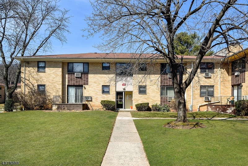 401 Us Highway 22 unit 16A, North Plainfield, NJ 07060 - photo 1