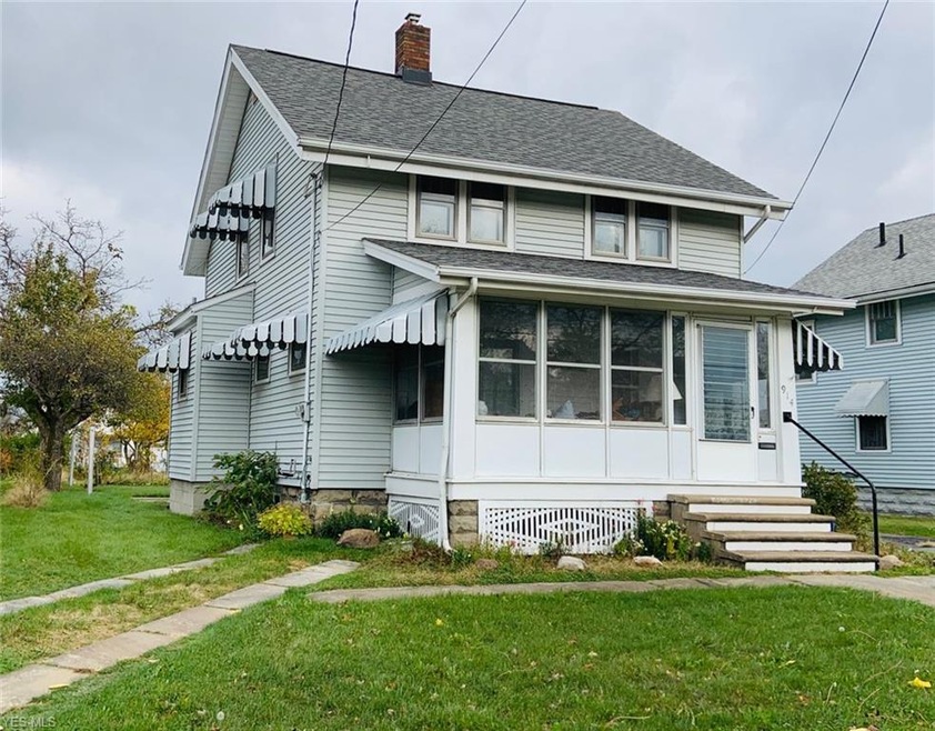 Well maintained colonial located on West 20th Stre