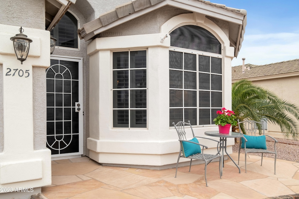 2705 N 63rd